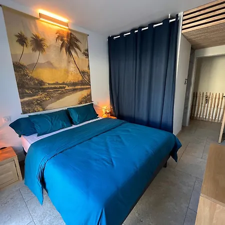 Сasa de vacaciones Confortable Avec Piscine Privee, Terrasse Et Jardin - Fr-1-778-44